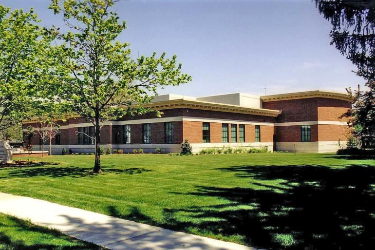 Saline Municipal Building exterior from street